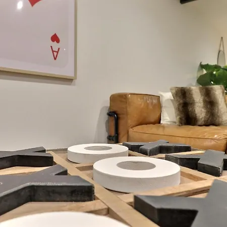 Loft Billard Διαμέρισμα Βαλένς